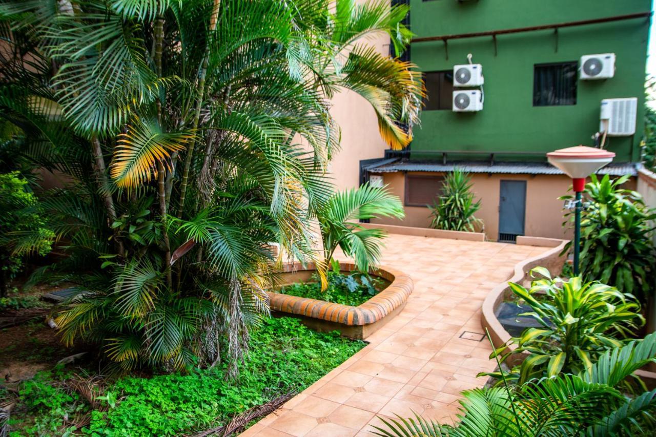 Central Park Cde Ciudad del Este Exterior photo